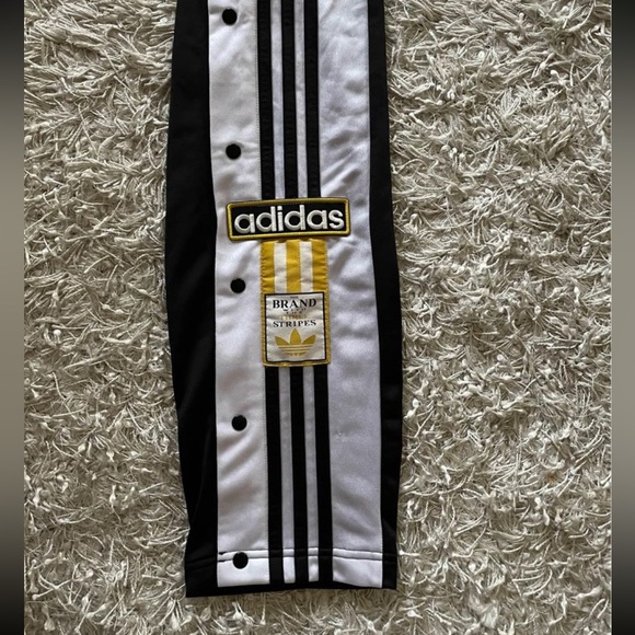 Pants men’s ADIDAS size L - Picture 3 of 3